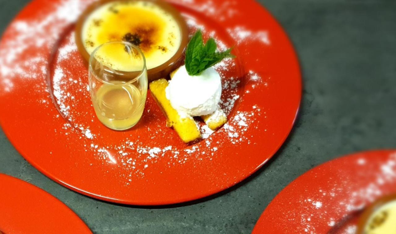 Le Heron Pourpre B&B gastronomique Cronat Extérieur photo