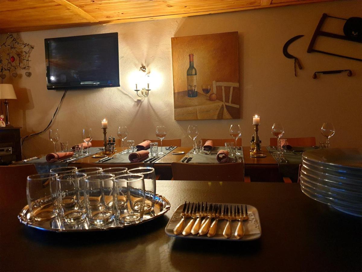 Le Heron Pourpre B&B gastronomique Cronat Extérieur photo