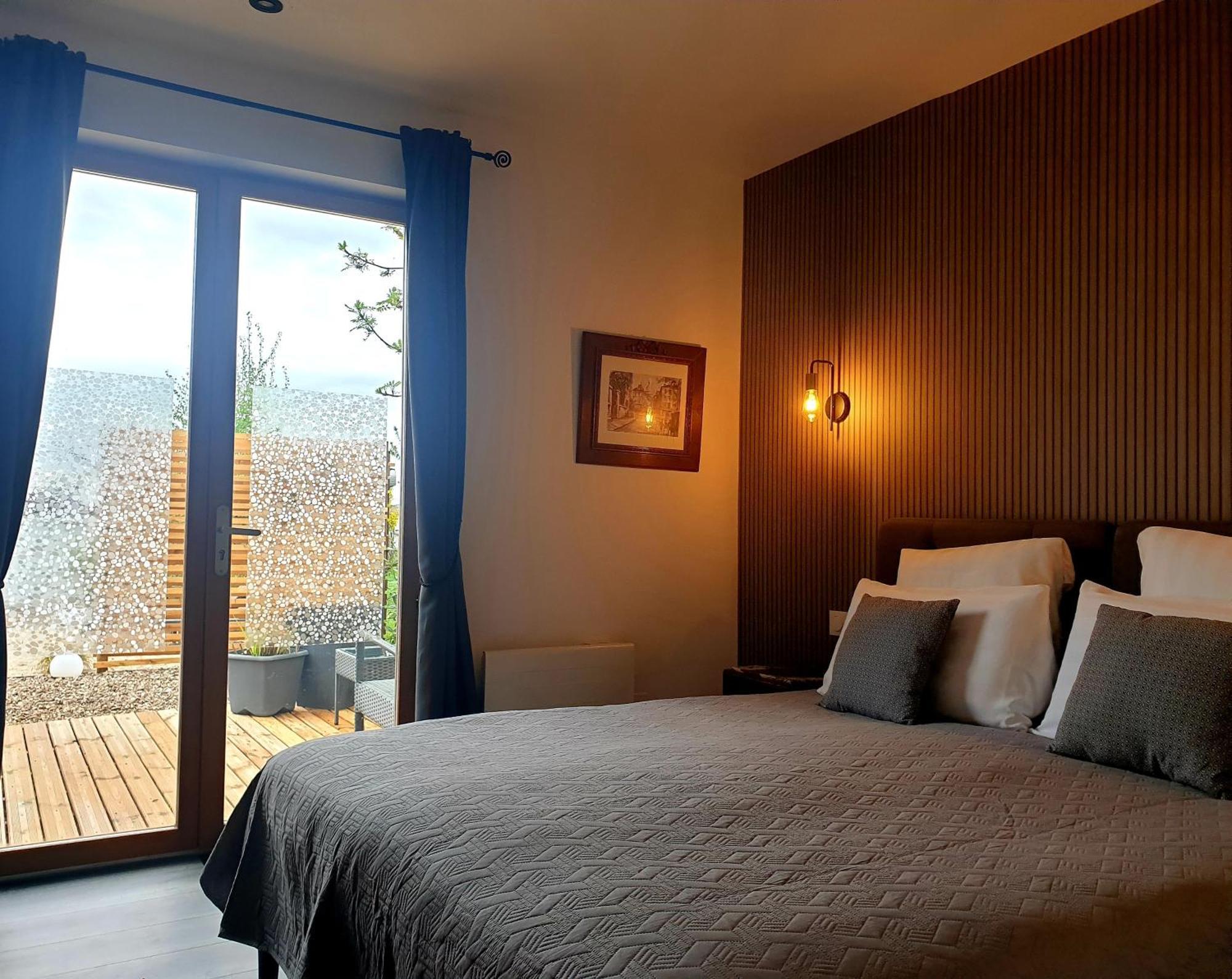 Le Heron Pourpre B&B gastronomique Cronat Chambre photo