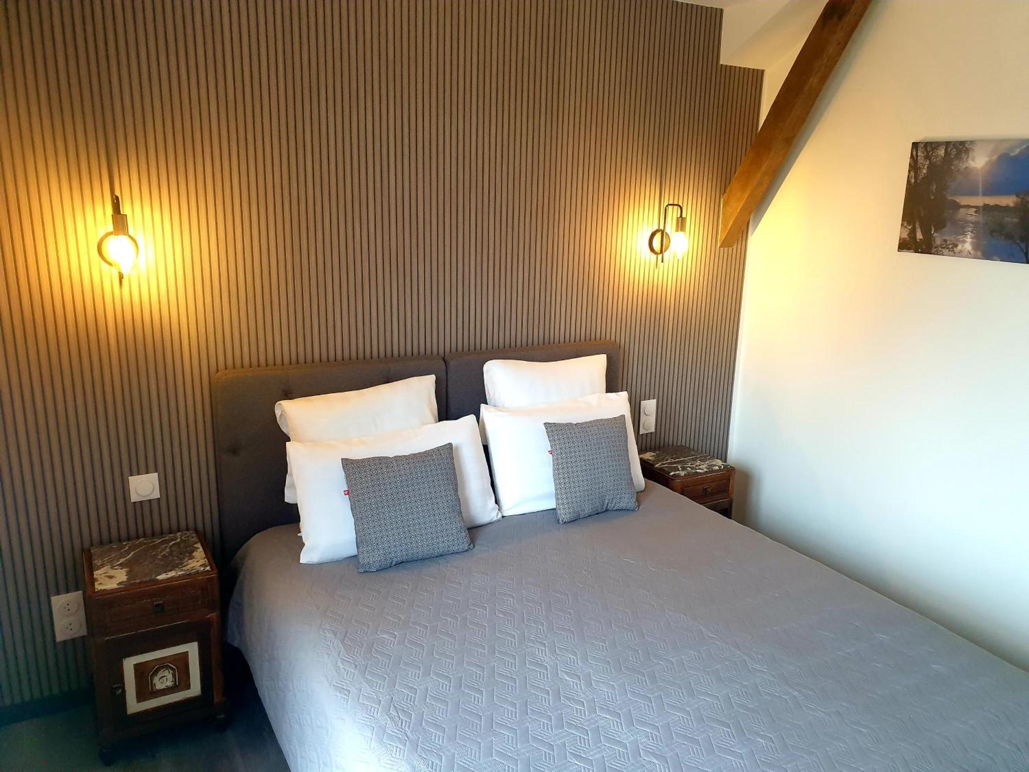 Le Heron Pourpre B&B gastronomique Cronat Chambre photo