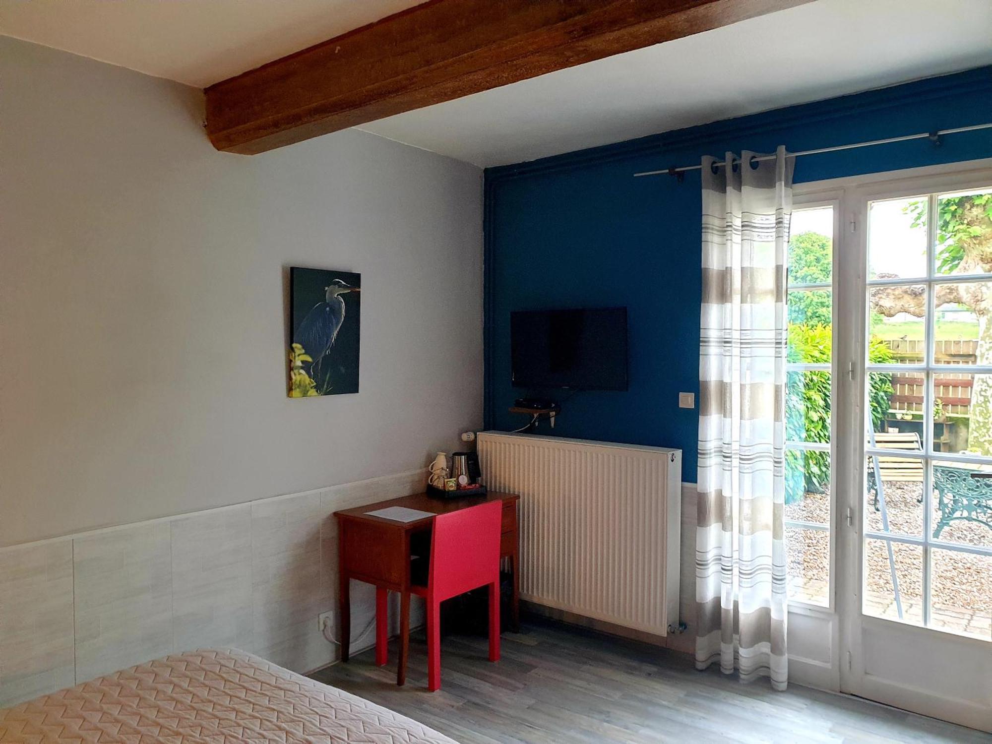 Le Heron Pourpre B&B gastronomique Cronat Extérieur photo